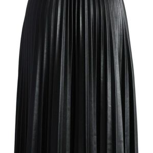 ModCloth Size 24 Black Pleated Faux Leather Skirt